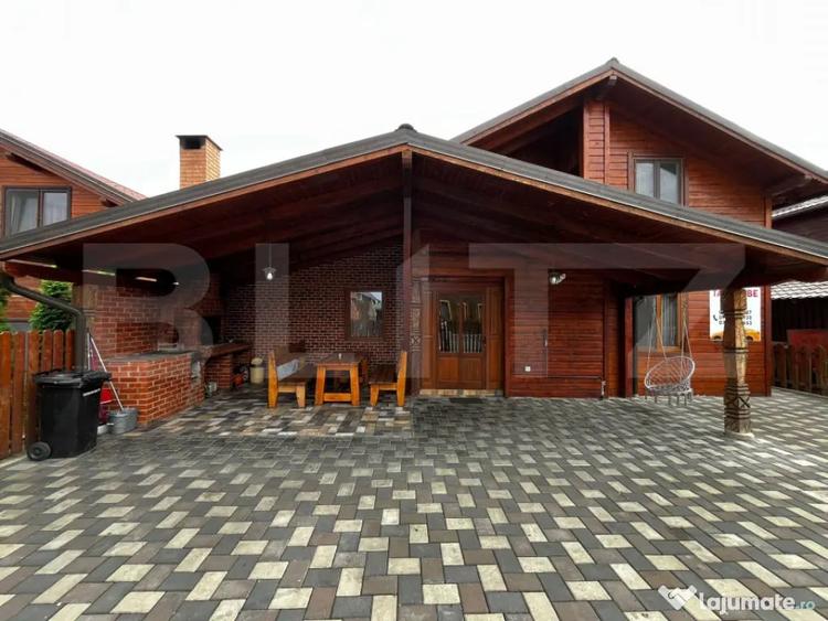 Casă cu 7 camere cu Teren 190 Mp în Beclean