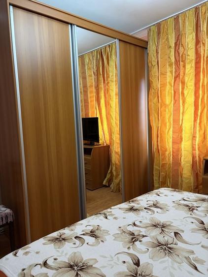 Apartament cu 2 camere decomandat în Debarcader