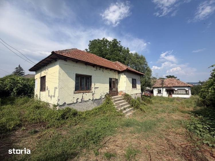 Teren de 1032 mp, în Micești