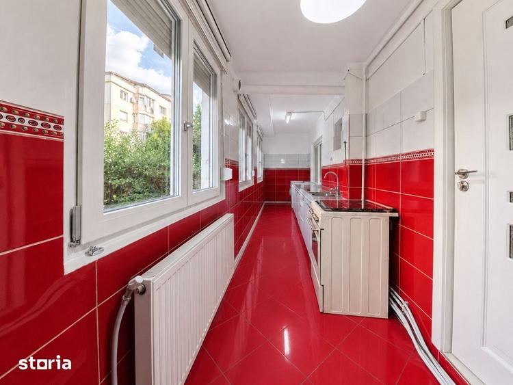 Apartament cu 3 camere în Mioriței