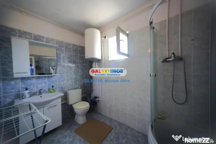 Casă cu 6 camere cu Teren 500 Mp în Budești
