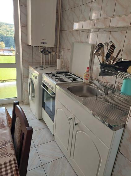 Inchiriez apartament 3 camere manastur - 2