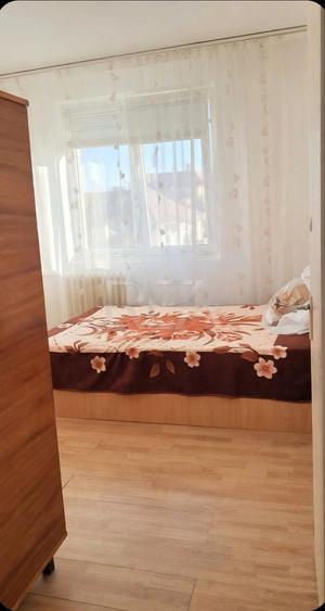 Apartament cu 3 camere decomandat, mobilat în Rahova
