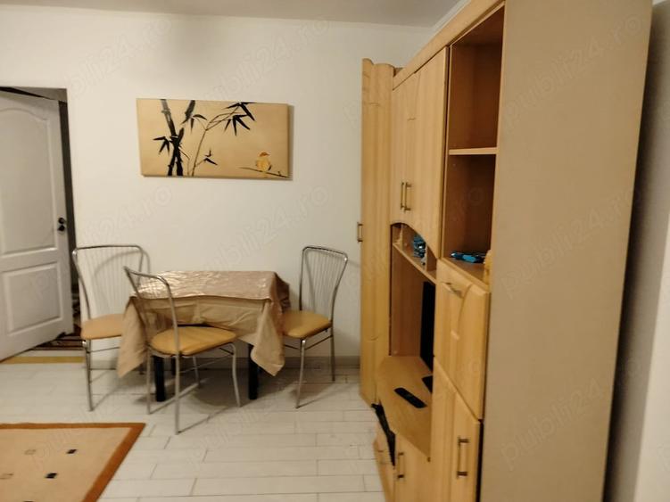 Apartament cu 2 camere semidecomandat în Moroasa 2