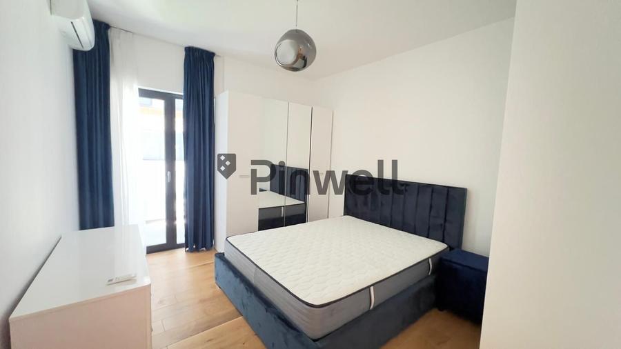 Apartament cu 3 camere decomandat, mobilat în Central
