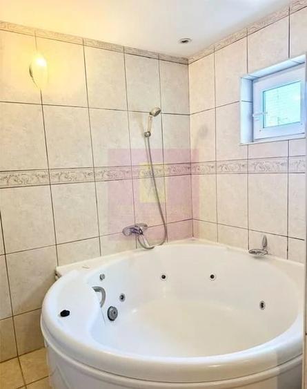 Apartament cu 4 camere decomandat în Unirii