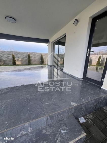 Casă cu 3 camere în Central