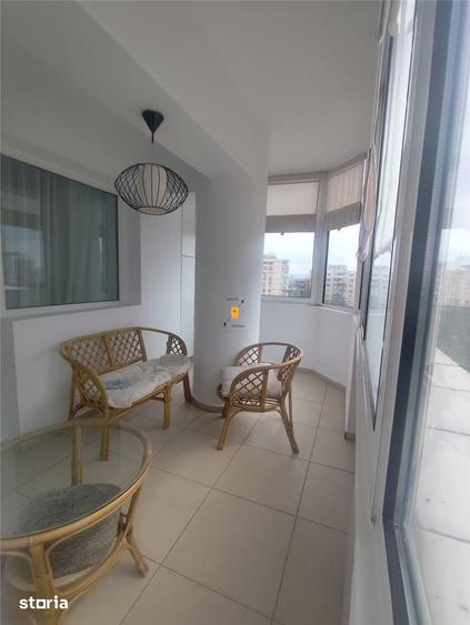 Apartament cu 3 camere decomandat în Republicii
