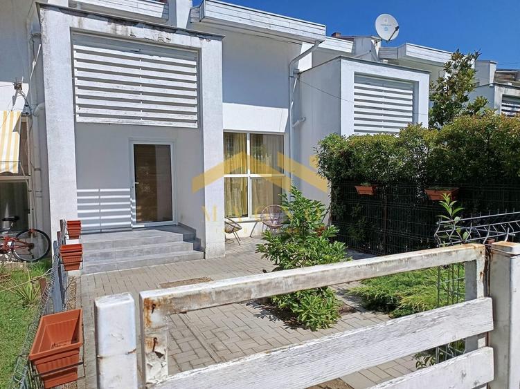 Casă individuală cu 4 camere cu Canalizare în Grădiște