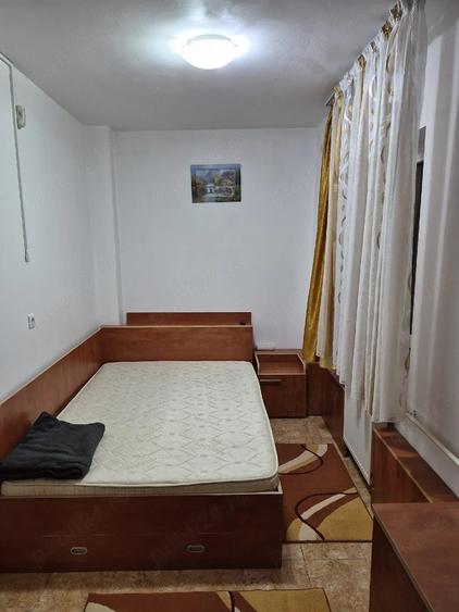 Apartament cu 2 camere decomandat în Drumul Taberei