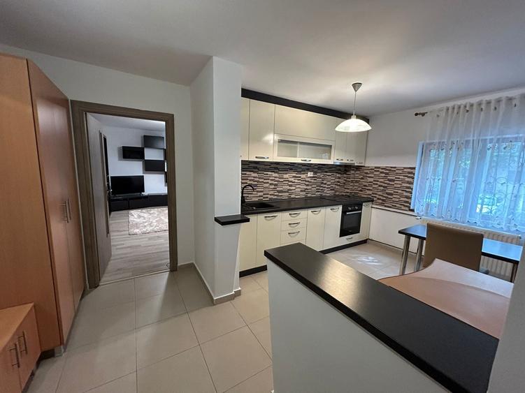 Apartament cu 2 camere decomandat în Sebastian — fotografia 1