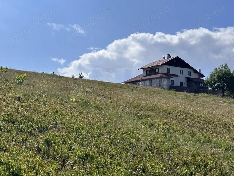 Teren de 1550 mp, în Central
