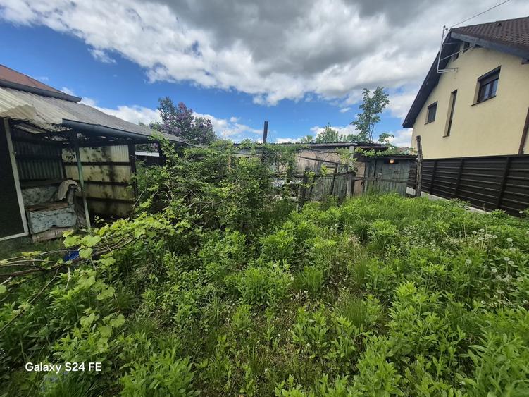 De vânzare – Casă din cărămidă + teren 400 mp, Piatra Neamț - 1