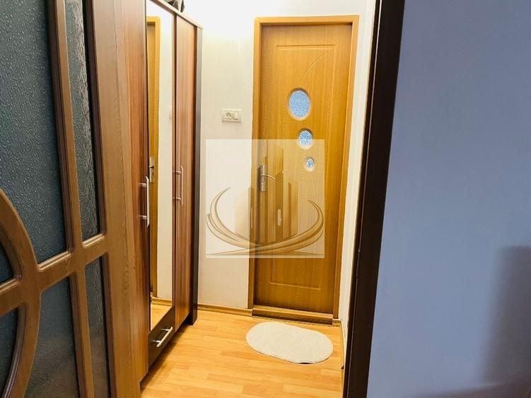 Apartament cu 2 camere semidecomandat, mobilat în Aradului