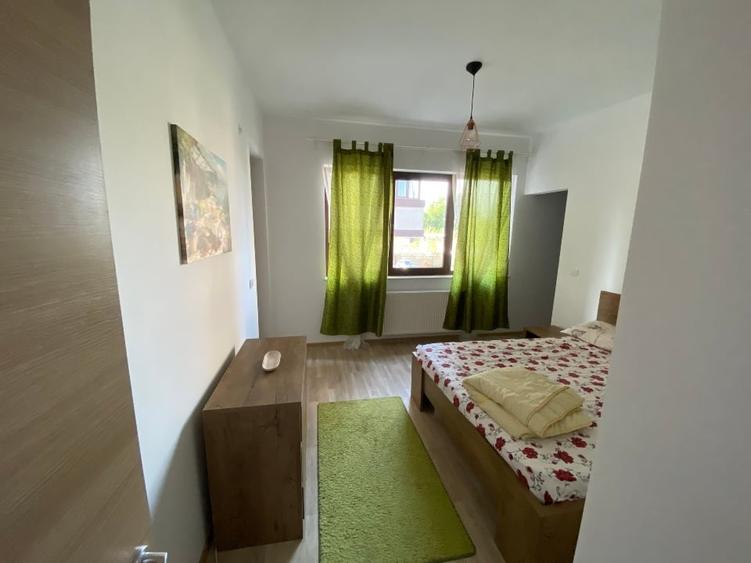 Apartament cu 2 camere decomandat, mobilat în Central