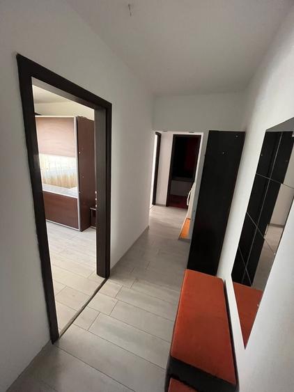 Apartament cu 2 camere semidecomandat în Semicentral