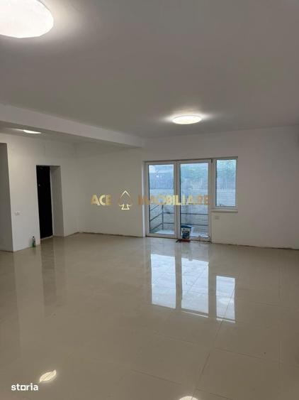 Casă cu 4 camere în Dobreni