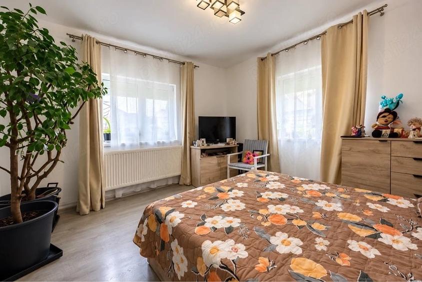 Casă cu Teren 213 Mp în Mărășești