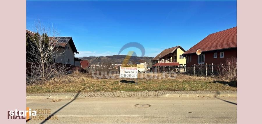 Teren de 2500 mp, în Central