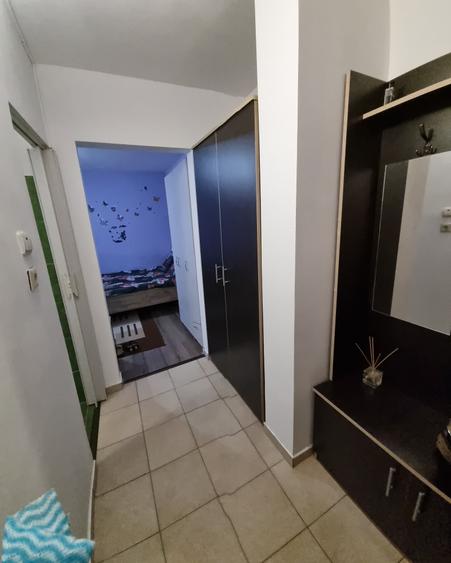 Garsonieră semidecomandată în Lipovei