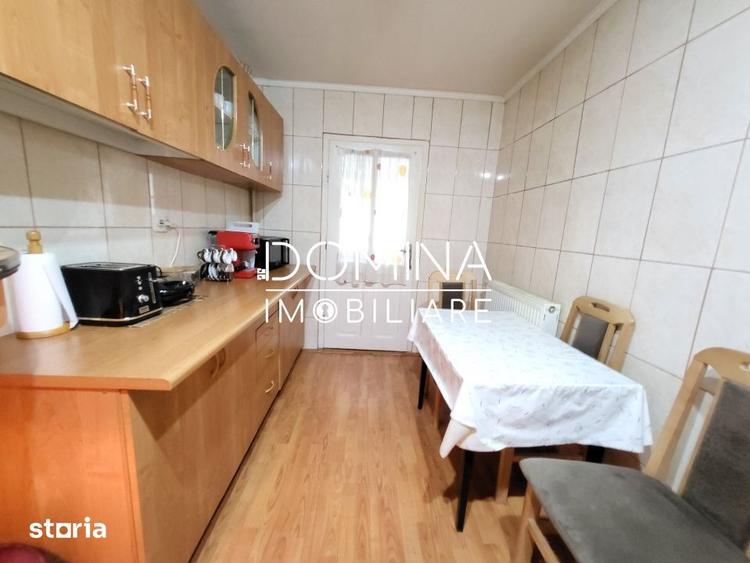 Apartament cu 4 camere, mobilat în Central