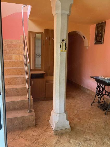 Casă cu 4 camere cu Teren 350 Mp în Viștea