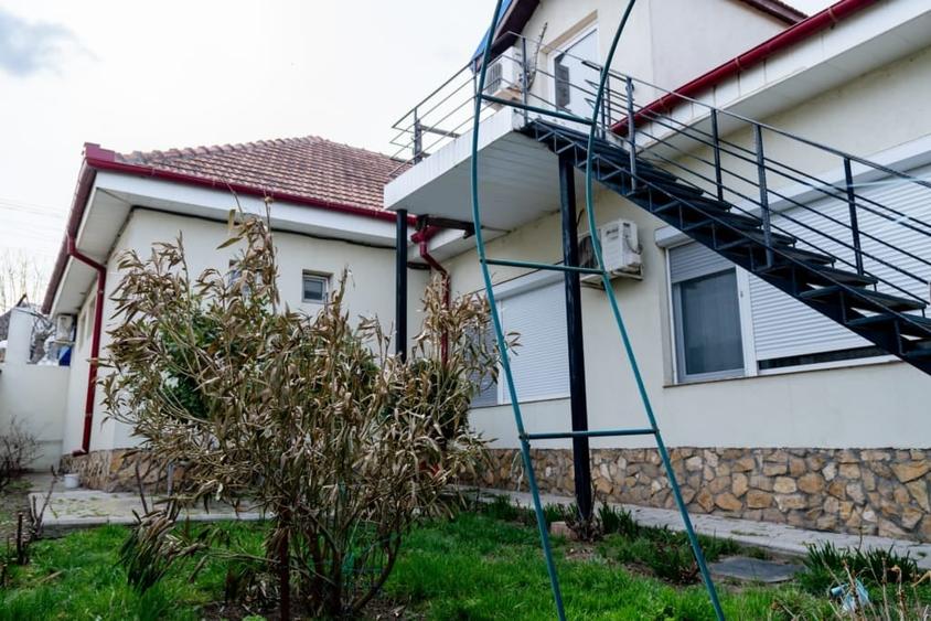 Casă individuală cu 2 camere cu Teren 800 Mp în Năvodari