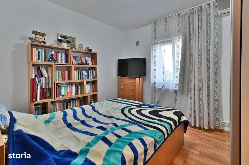 Apartament cu 3 camere semidecomandat în Central