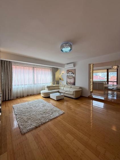 Apartament cu 3 camere, mobilat în Nord