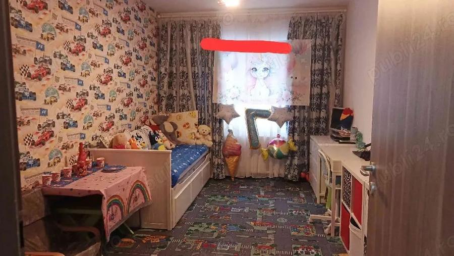 Apartament cu 3 camere decomandat în Berceni