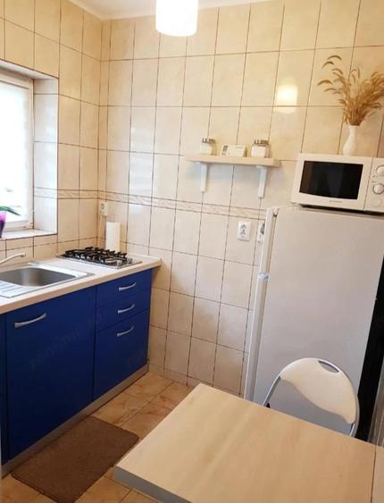 Garsonieră decomandată în Central