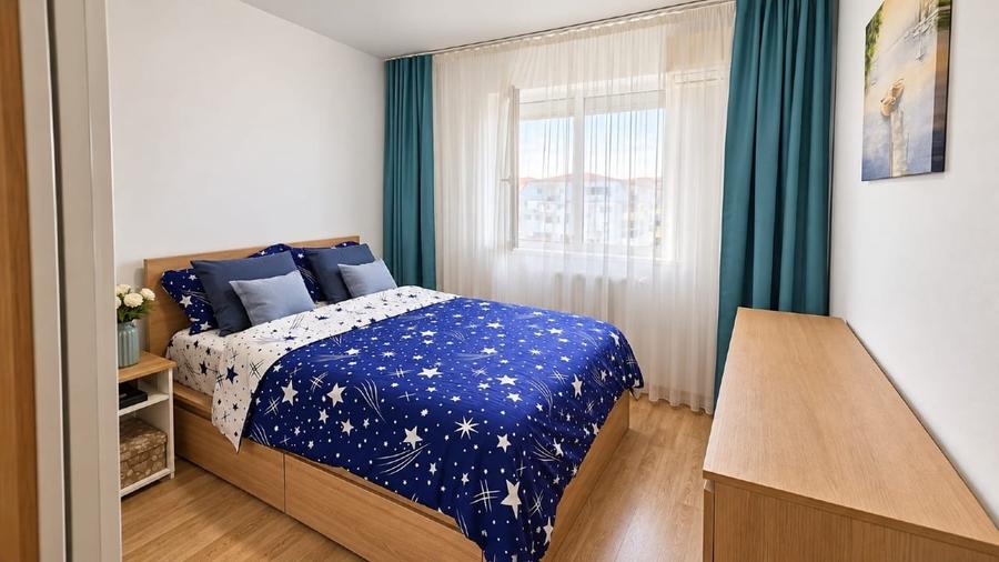 Apartament cu 2 camere decomandat, mobilat în Central