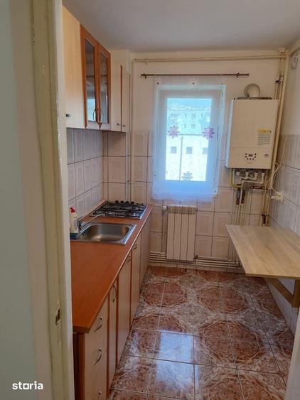 Apartament cu 3 camere în Republicii