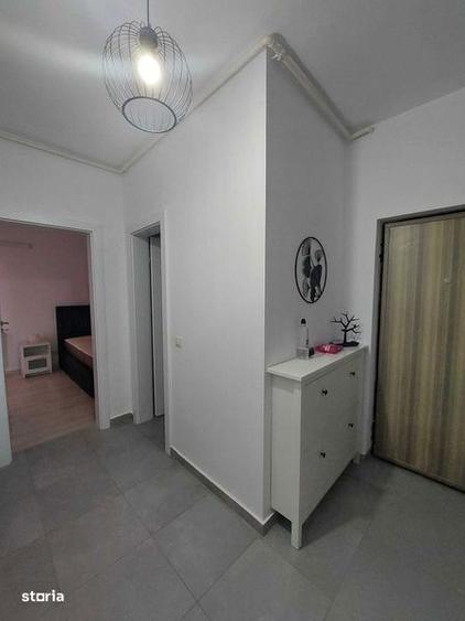 Apartament cu 2 camere decomandat în Parcul Carol