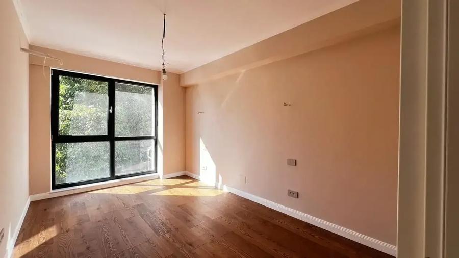 Apartament cu 4 camere decomandat în Unirii