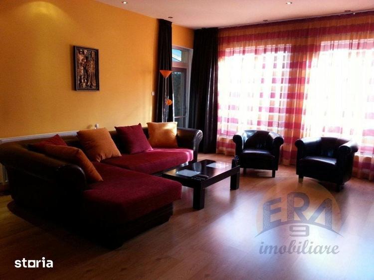 Casă cu 6 camere cu Teren 1500 Mp în Sânmartin