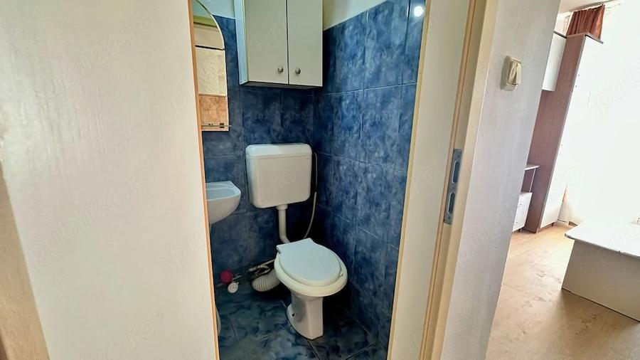 Garsonieră decomandată în Central