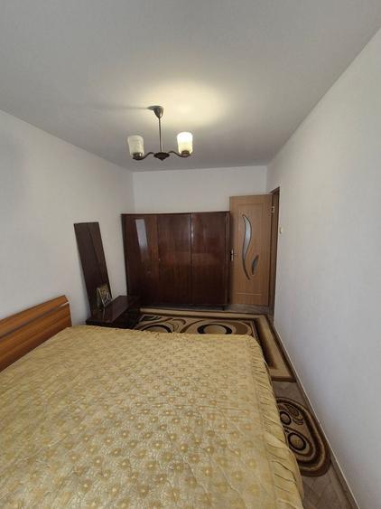 Apartament cu 2 camere nedecomandat, mobilat în Inel II