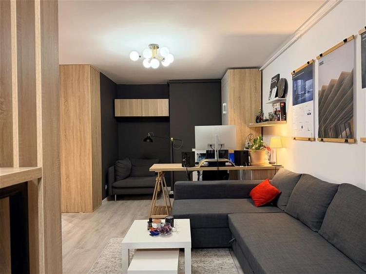 Apartament cu 2 camere semidecomandat, mobilat în Theodor Pallady