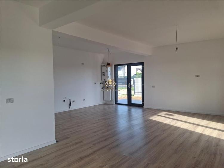 Casă cu 3 camere cu Teren 400 Mp în Bucium