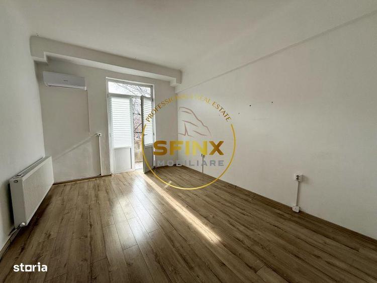Apartament cu 3 camere în Romană