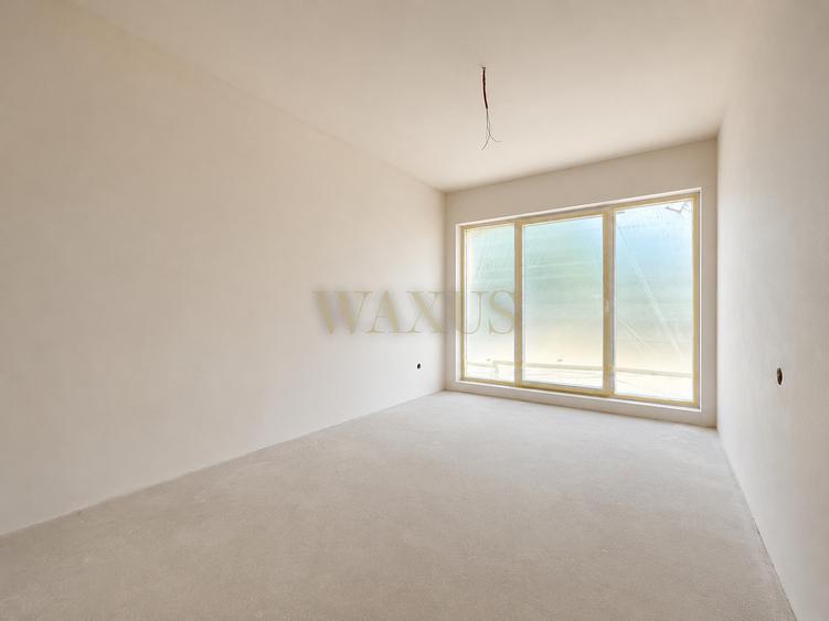 Duplex cu 6 camere cu Canalizare în Chinteni