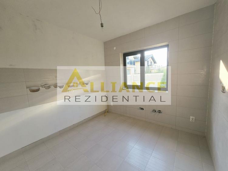 Casă individuală cu 5 camere cu Canalizare în Berceni
