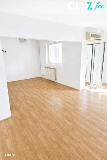 Apartament cu 4 camere decomandat în Virtuții