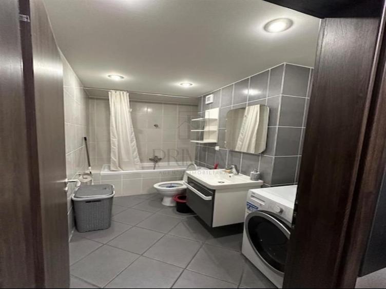 Apartament cu 2 camere decomandat, mobilat în Soarelui