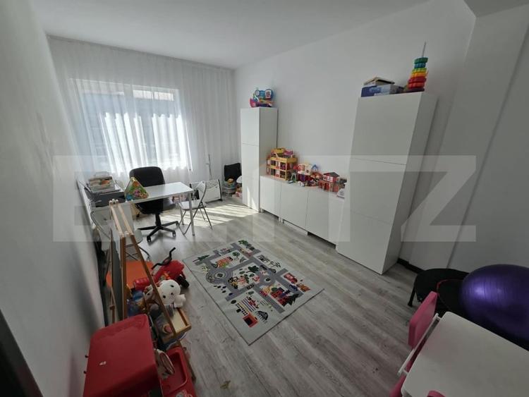 Spațiu comercial, de 250 mp, în Nord