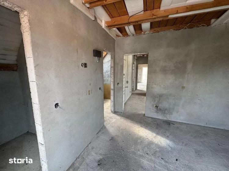 Casă cu 4 camere cu Teren 311 Mp în Someșeni