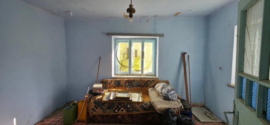 Casă cu 4 camere cu Teren 500 Mp în Central