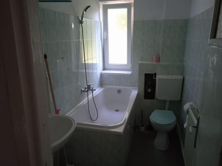 Apartament cu 2 camere nedecomandat în Ultracentral