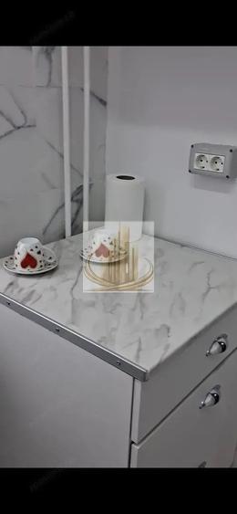 Garsonieră decomandată în Soarelui